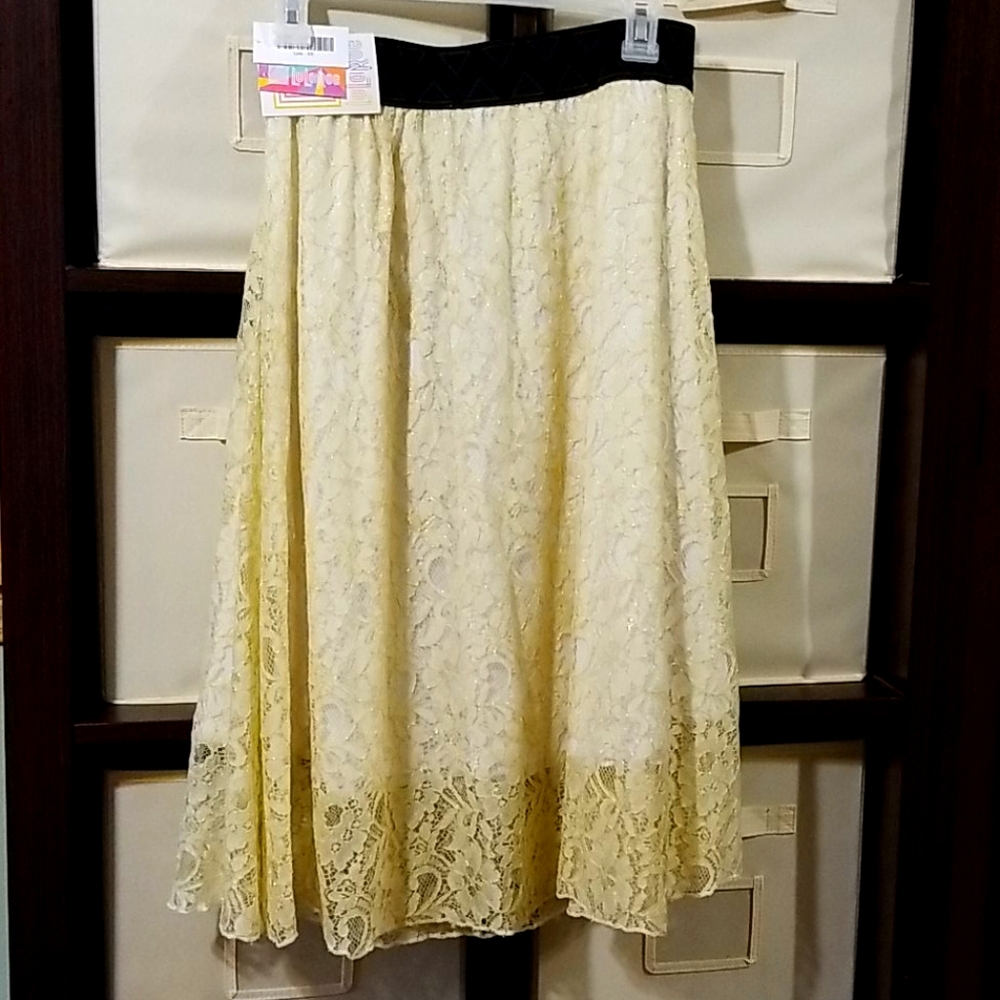 LulaRoe "Lola" Gold Lace Skirt size XS